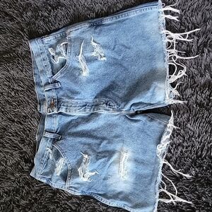 -> Woman's Shorts